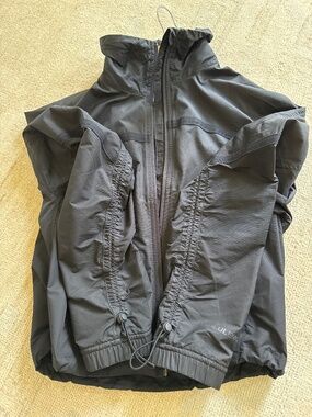 Lululemon Windbreaker